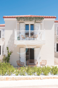 8_Homes_2
